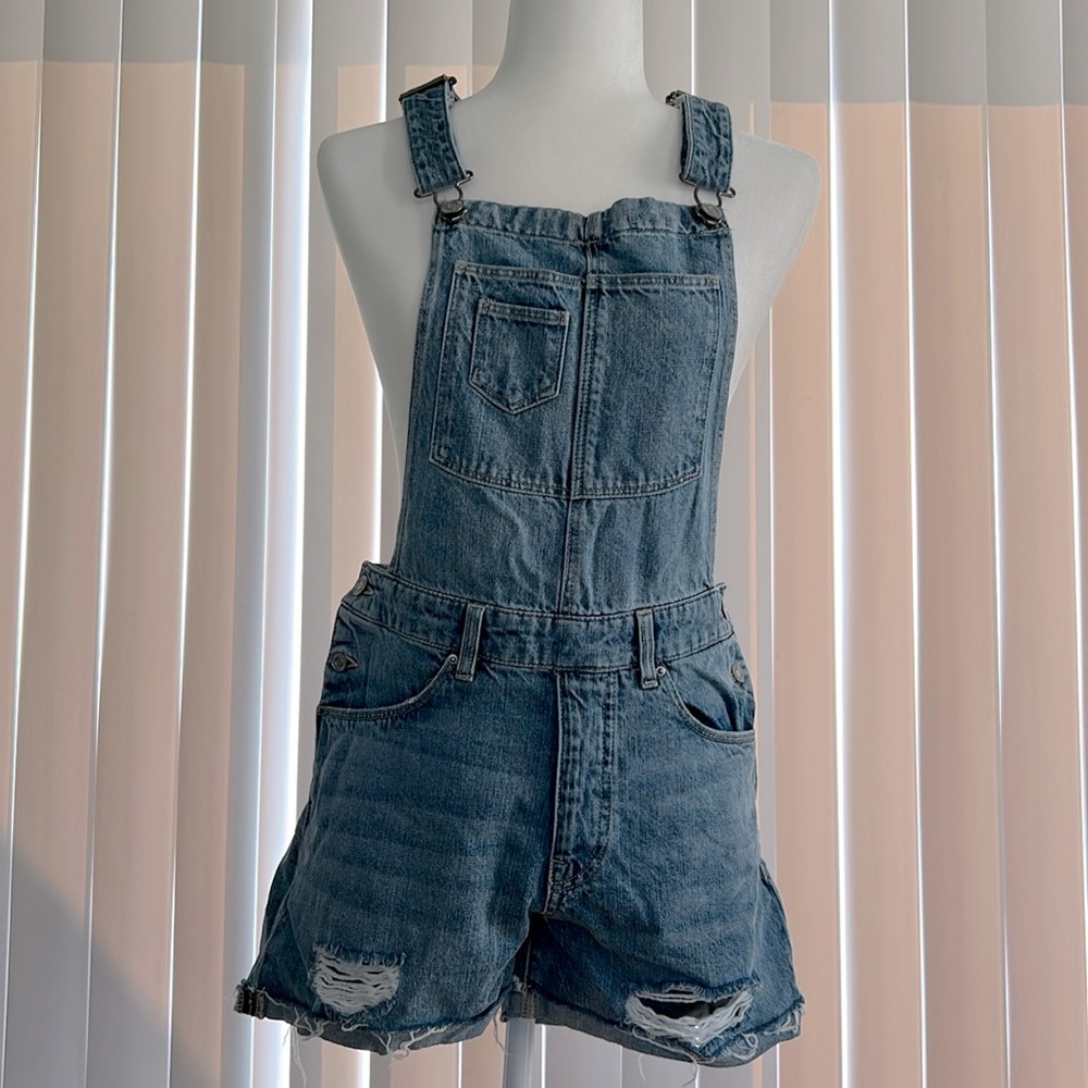 H&M Denim Distressed Overalls Shorts size 6